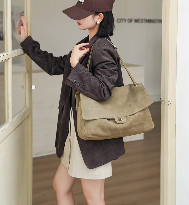 Matná semišová crossbody taška Ruth