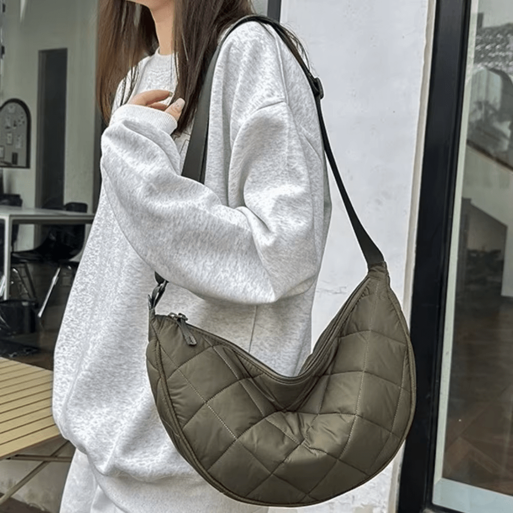 SOERA Ella nylonová crossbody ledvinka