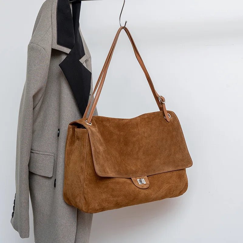 Matná semišová crossbody taška Ruth