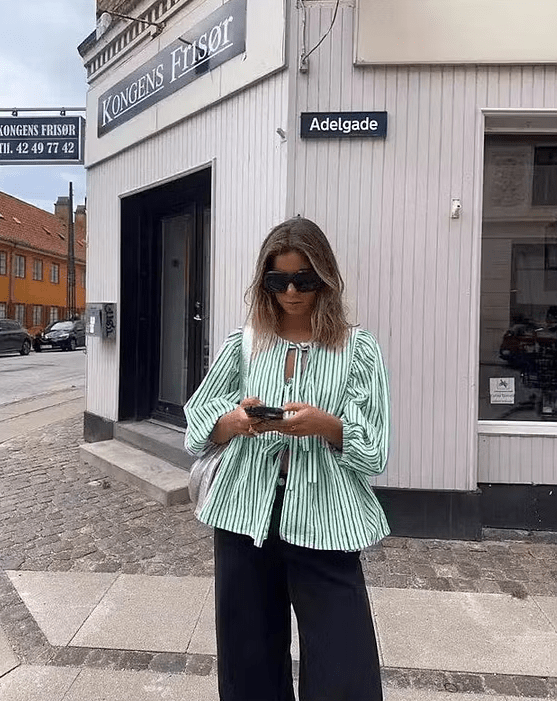 Emma pruhovaná halenka s nabíranými rukávy
