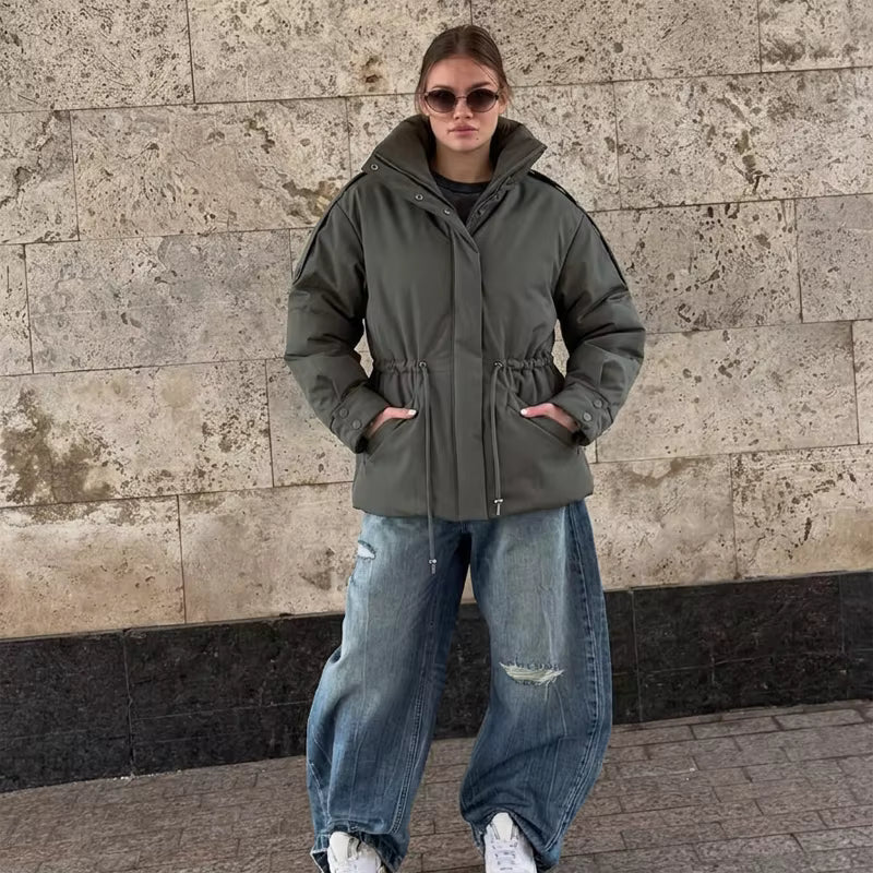 Prošívaná bunda Mary s oversized střihem a stahováním v pase