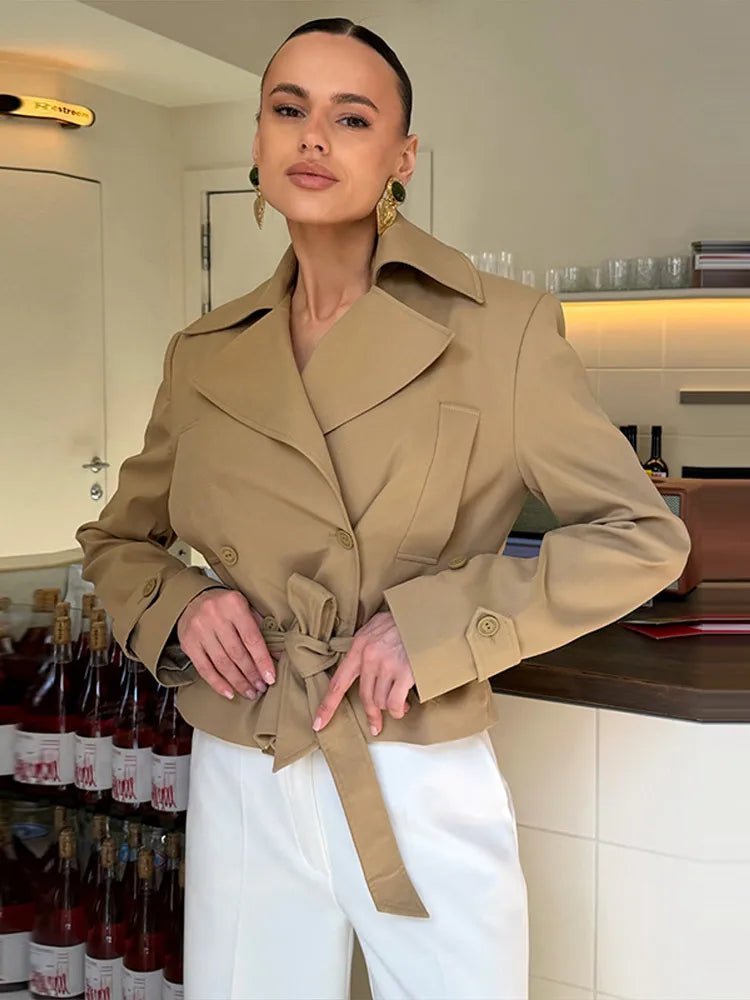 Kratší trenčkot Melissa se šněrováním