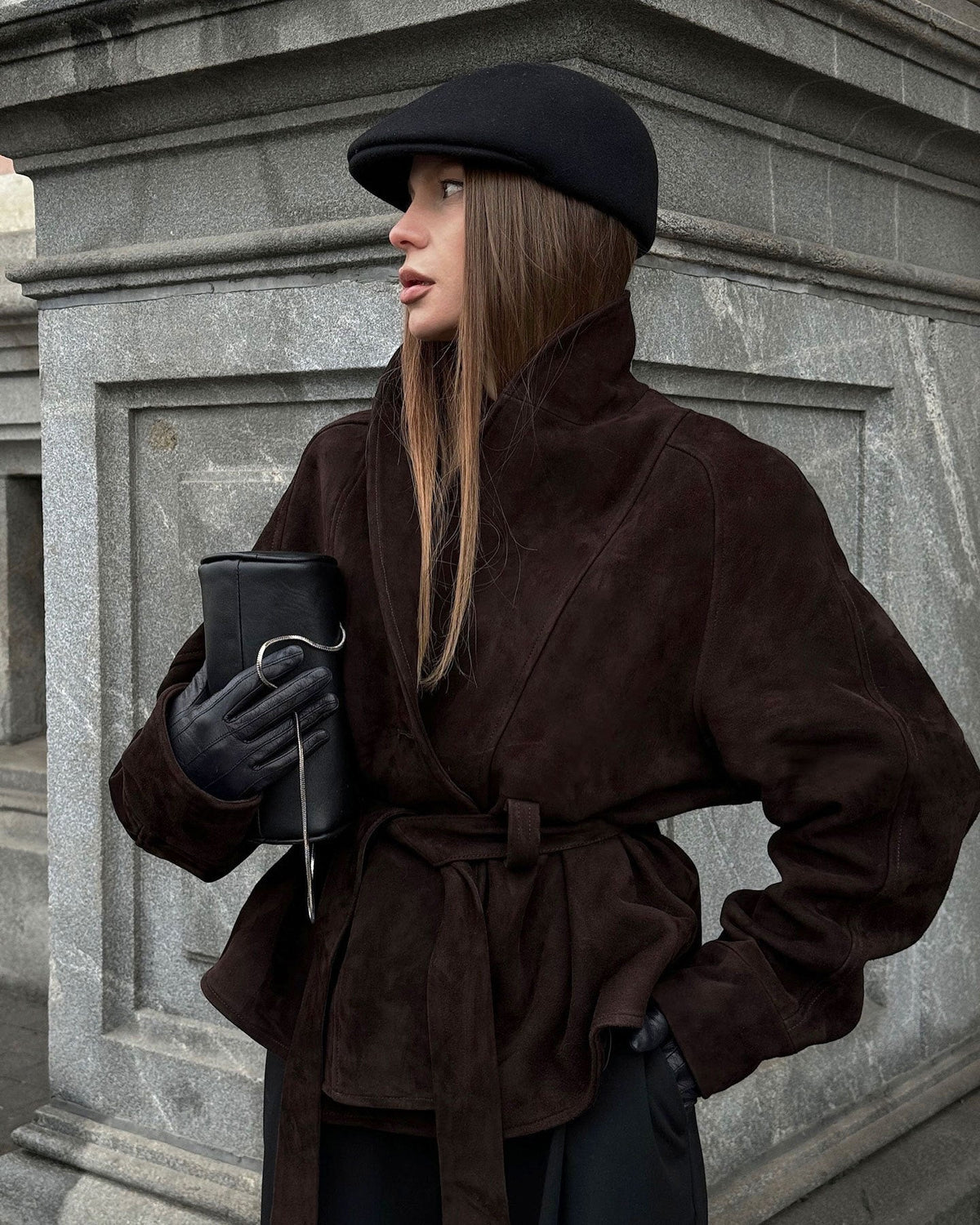 Teresa kabát typu trench s páskem z semiše