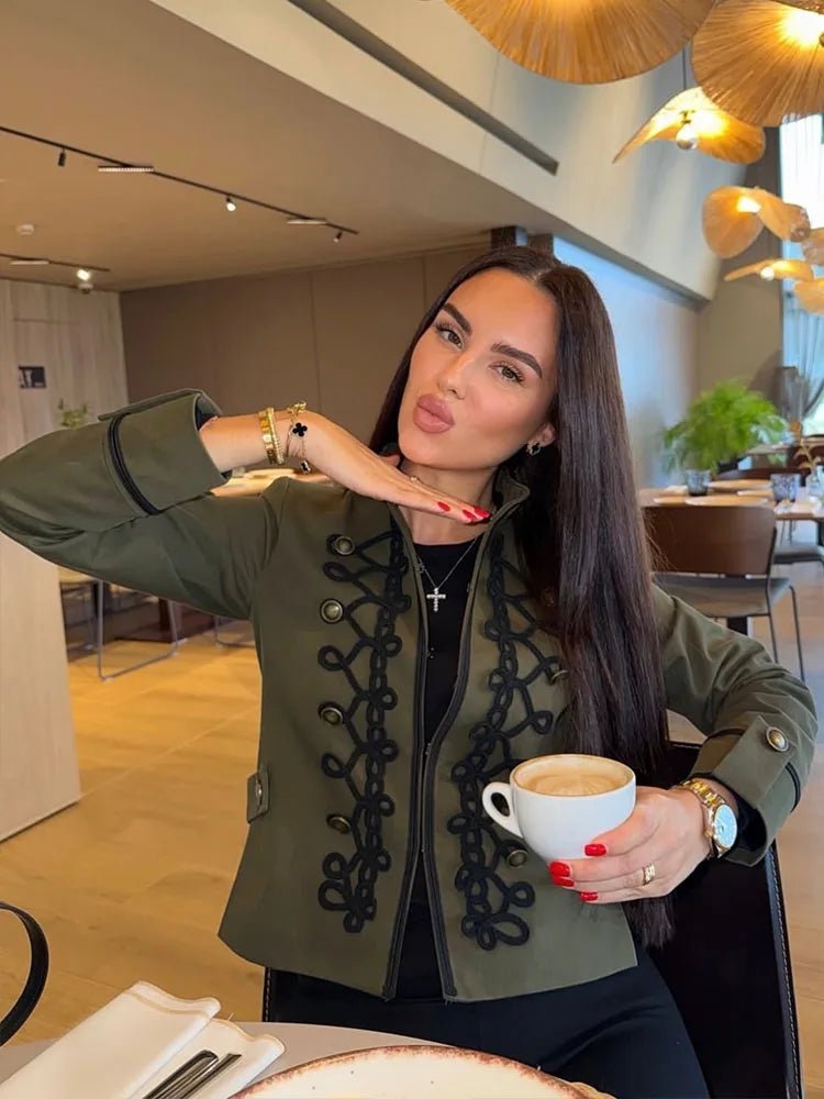 Becky Napoleon bunda s přezkou a uzlem z lana