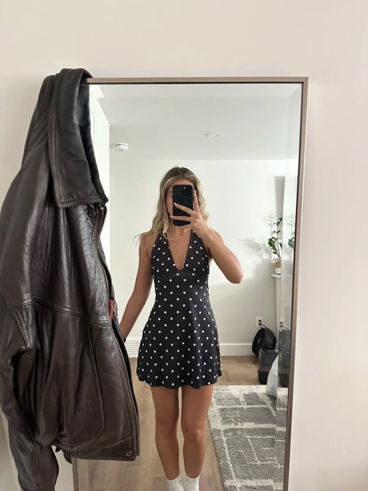 Sofia mini šaty s puntíky bez zad