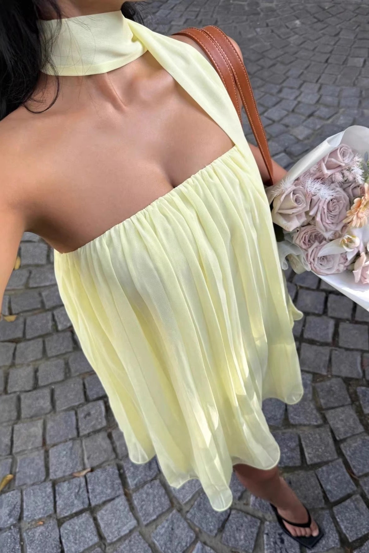 Aliya nařasené bandeau mini šaty