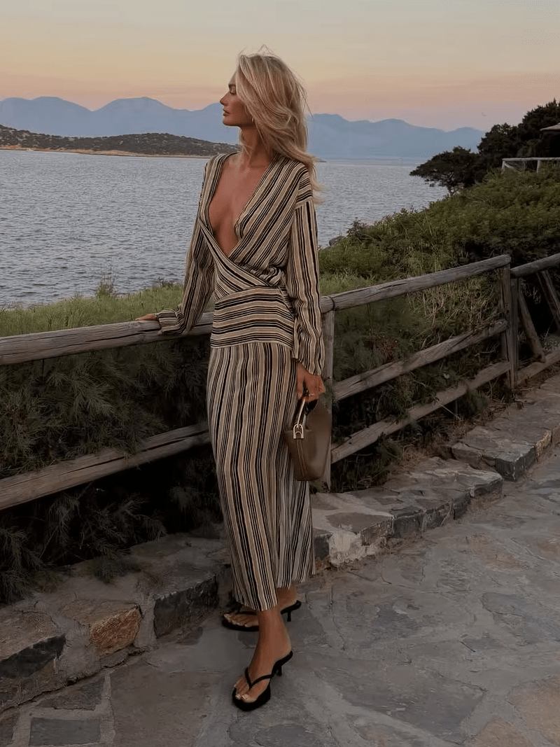 Amanda pruhované maxi šaty s výstřihem do V