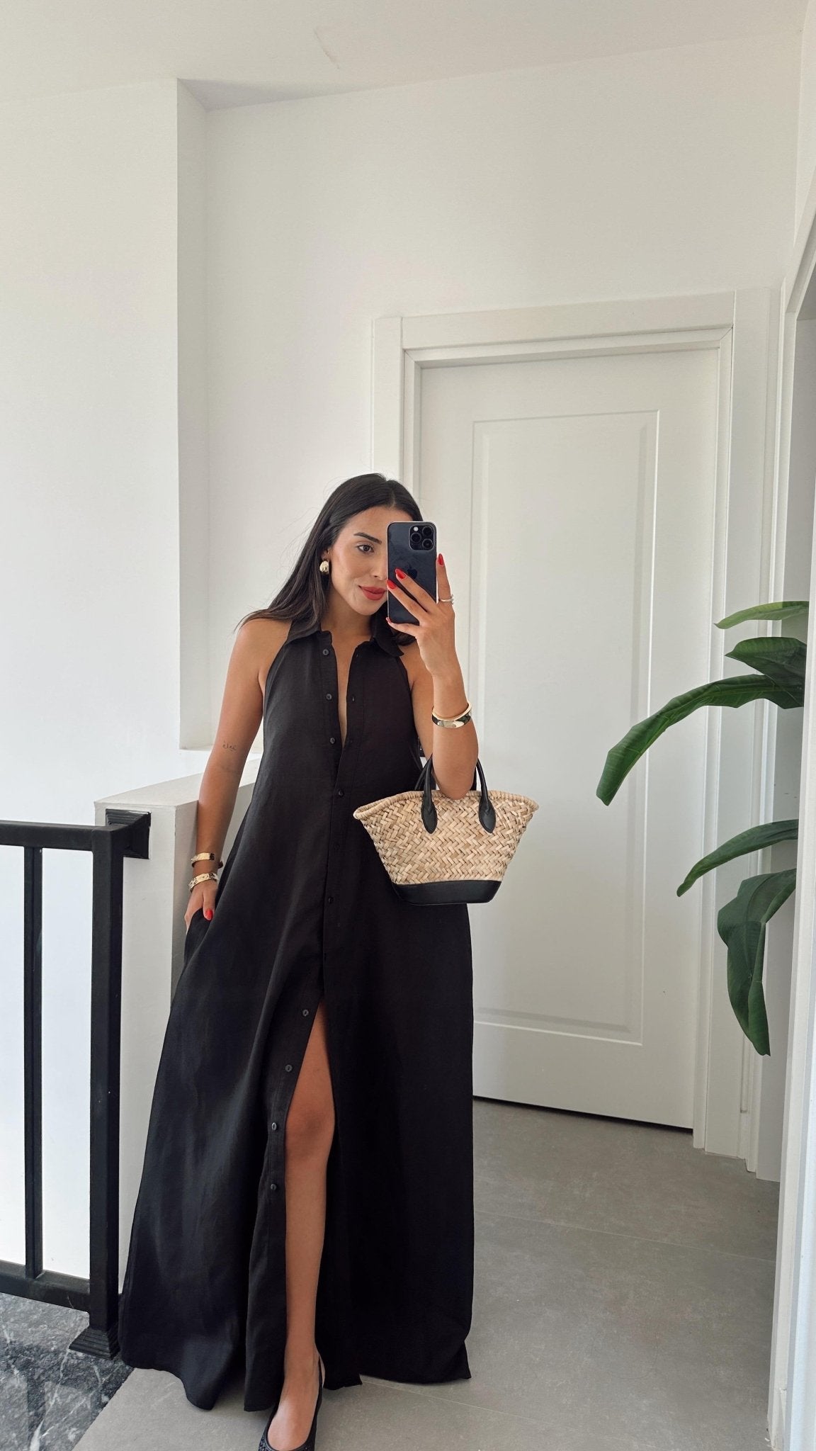 Kaya elegantní maxi šaty s halter výstřihem