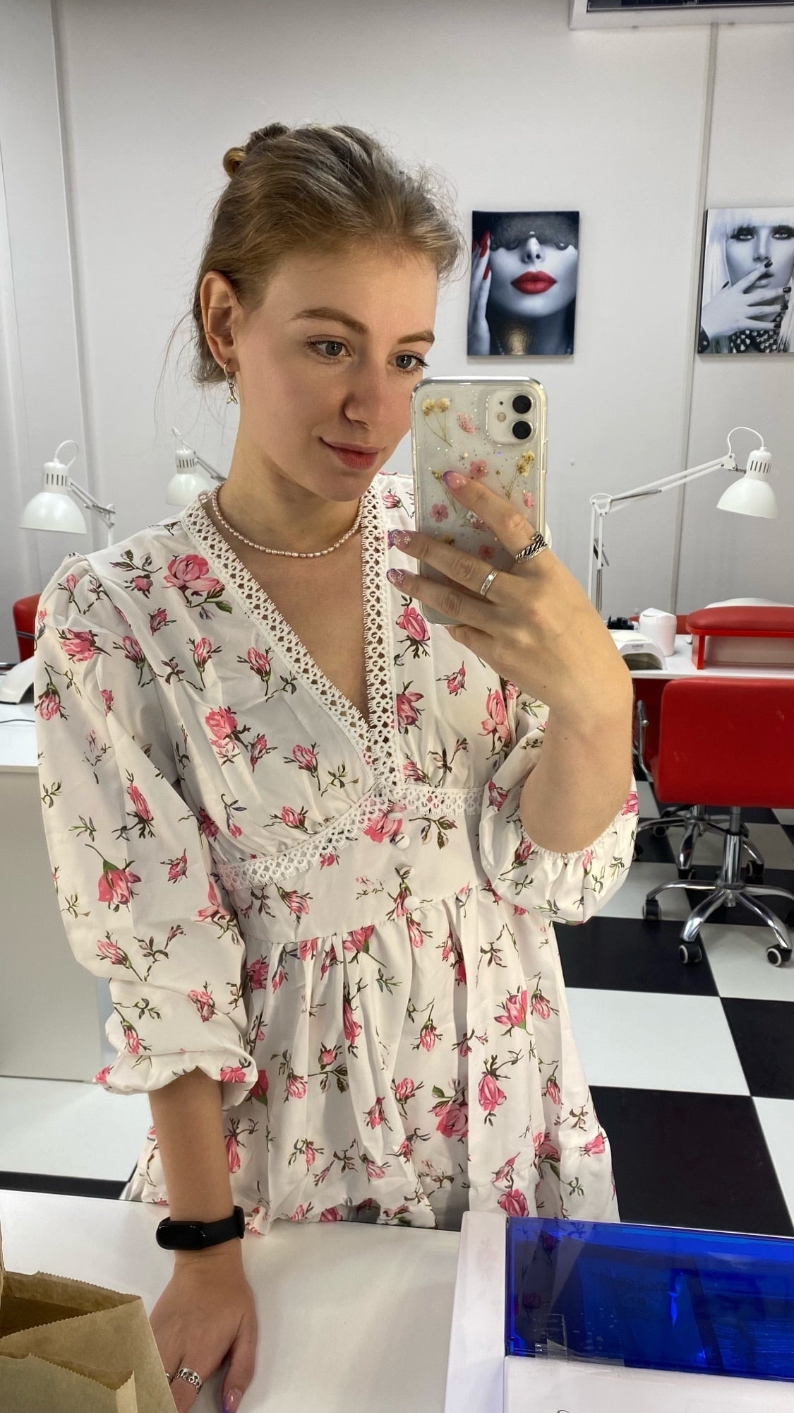 Lottie květinové krajkové mini šaty