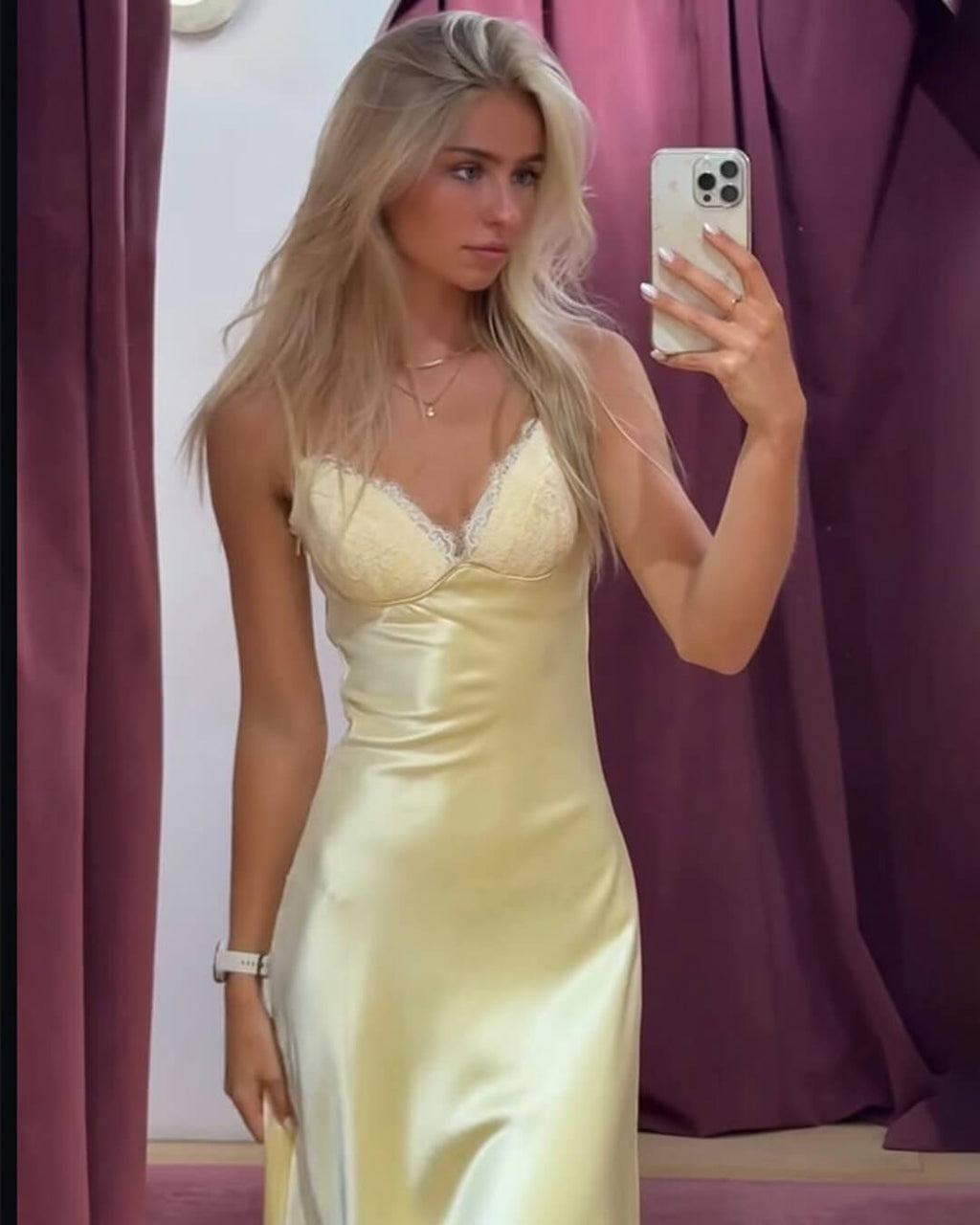 Margot saténové šaty s krajkou midi