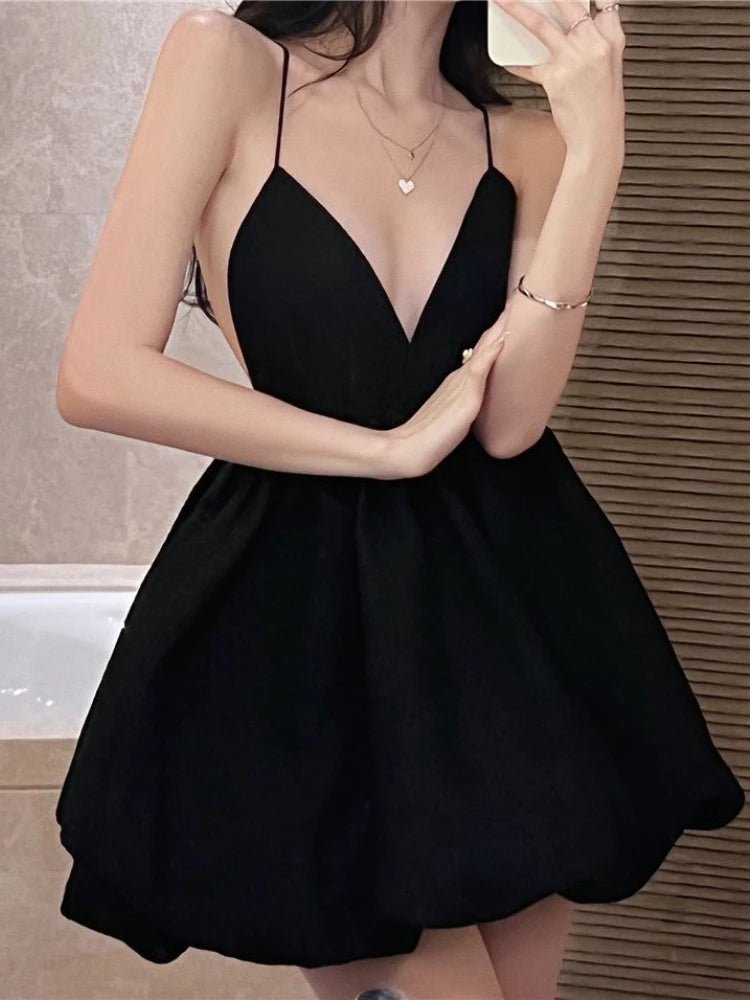 Isabella Mini šaty s výstřihem do V a vrstvením