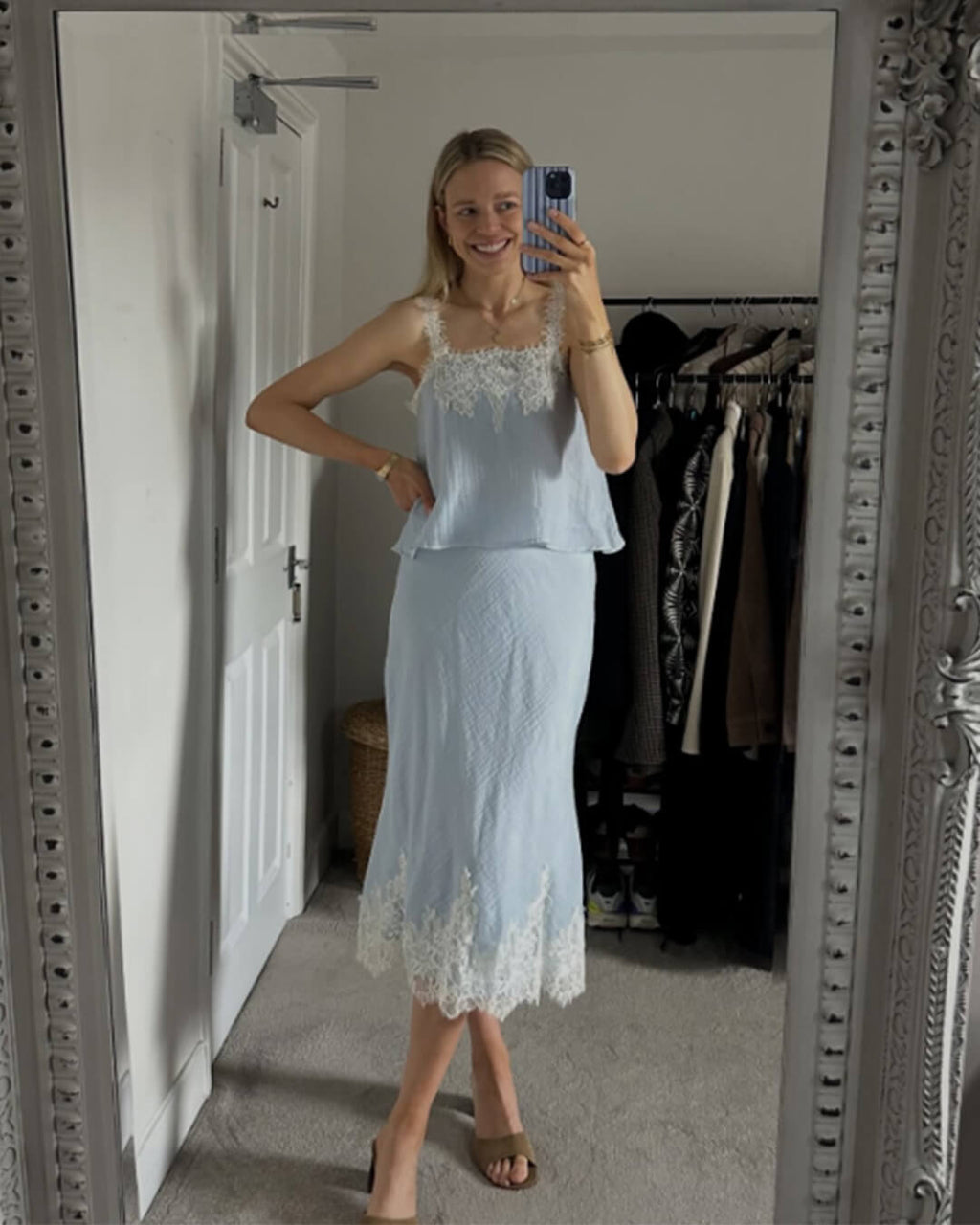 Celeste krajkový dvoudílný midi set