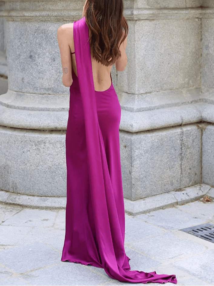 Demetra Saténové Halterkové Večerní Šaty s Odhalenými Zády