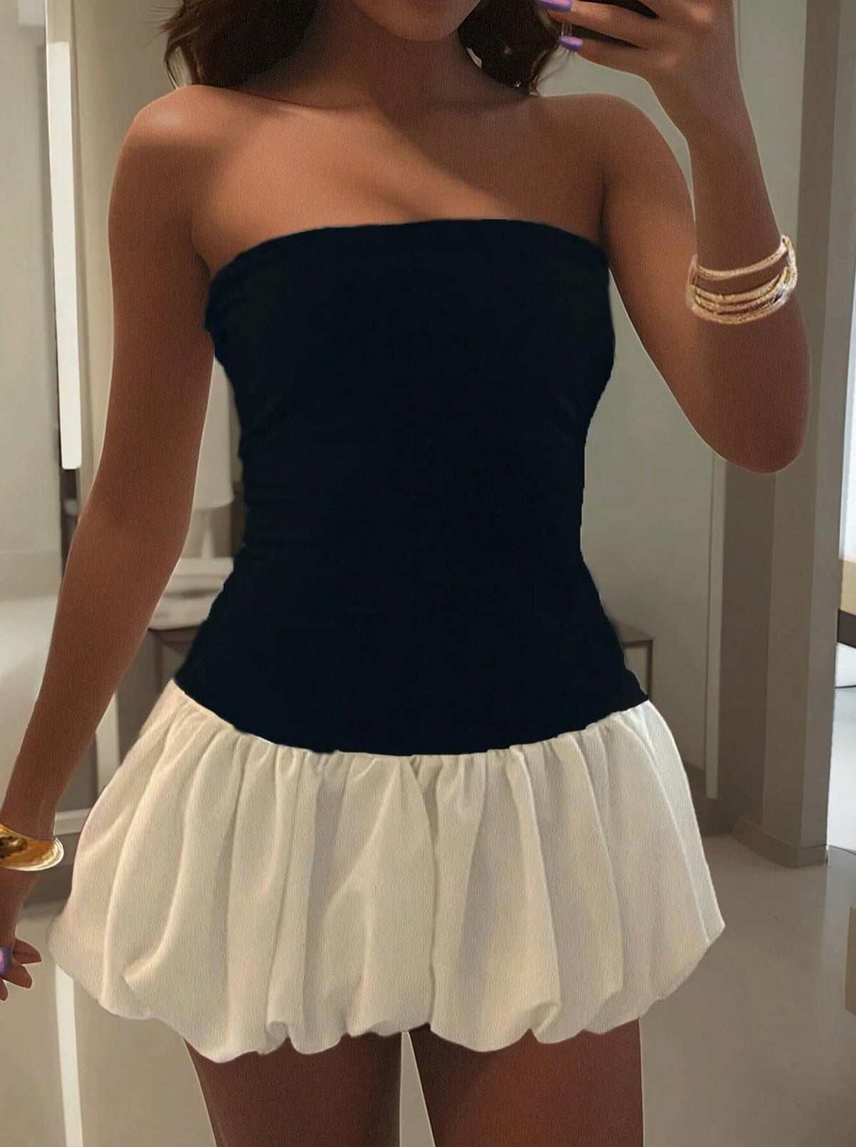 Hailey mini šaty bez ramínek