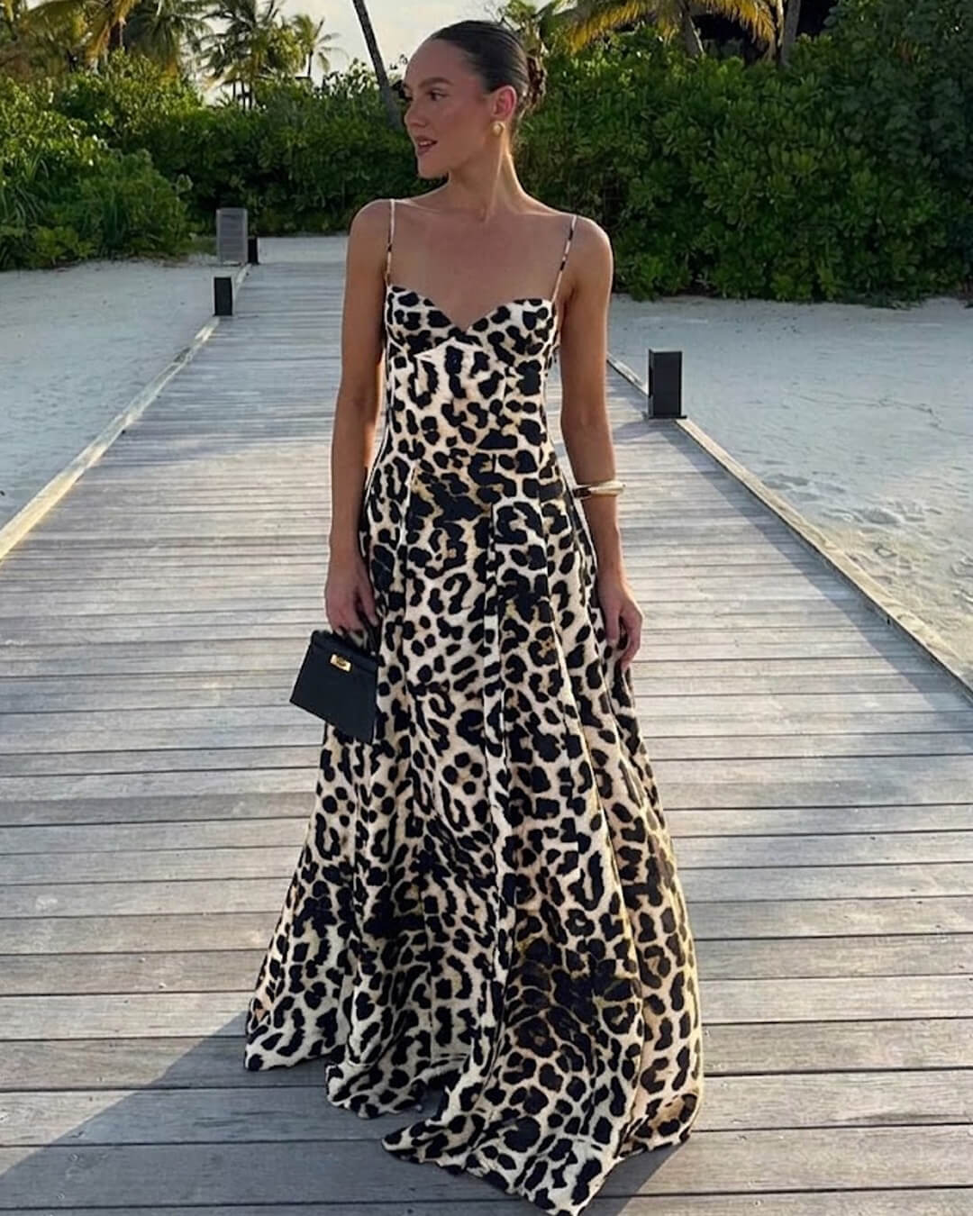 Maxi šaty Imogen s leopardím vzorem a špagetovými ramínky