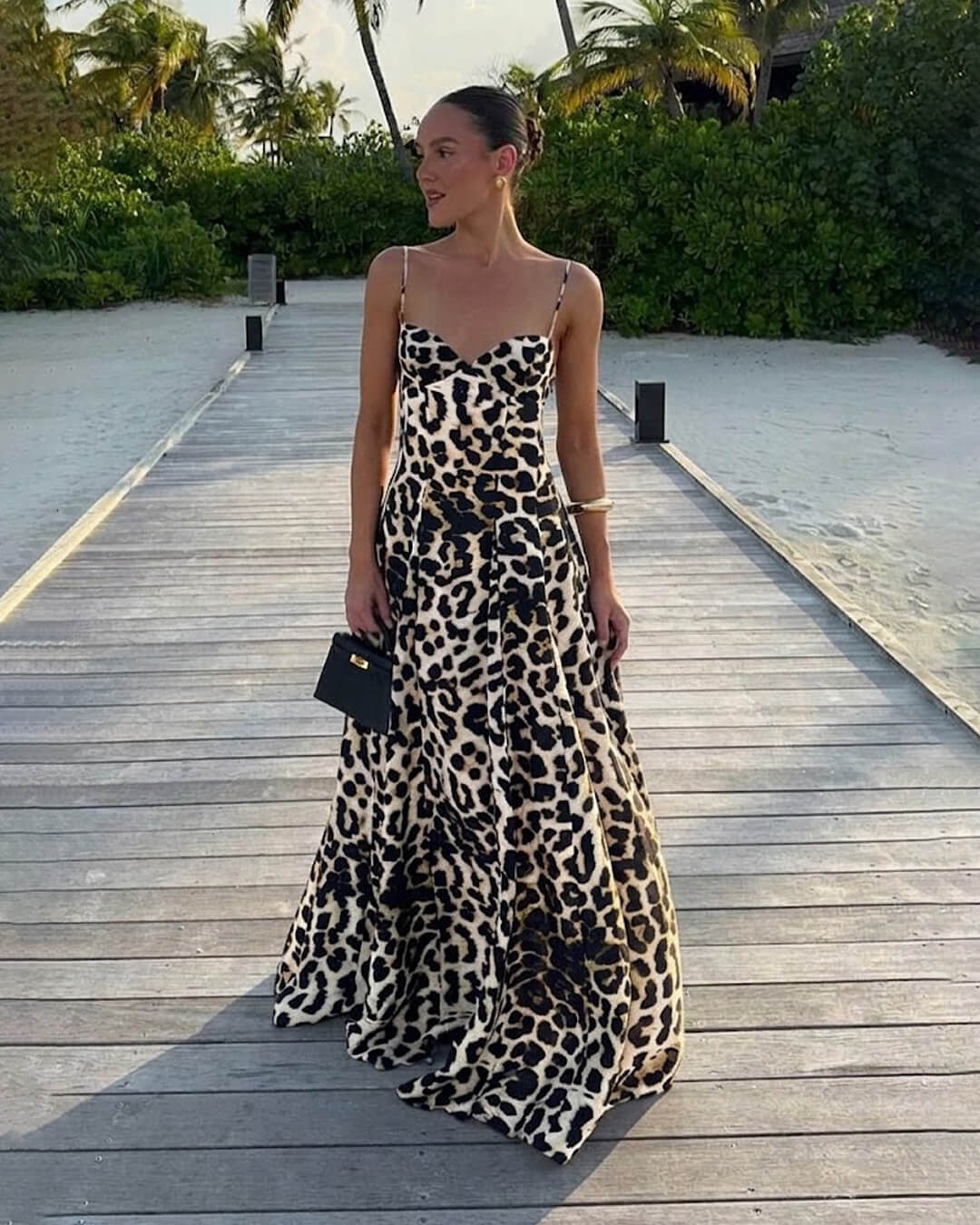 Maxi šaty Imogen s leopardím vzorem a špagetovými ramínky