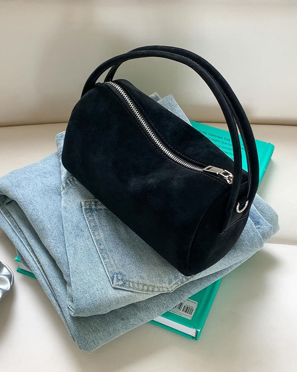 Kabelka Adavy z veganského semiše