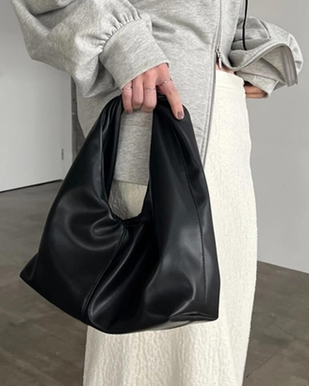 Kožená kabelka Gelyn Clutch