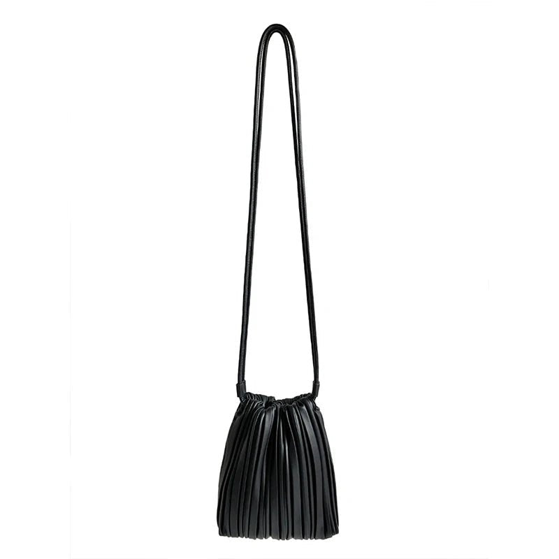 Bianca plissé mini crossbody kabelka