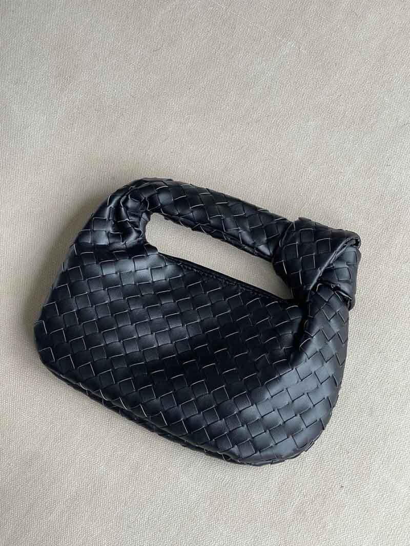 Mini tkaná kabelka