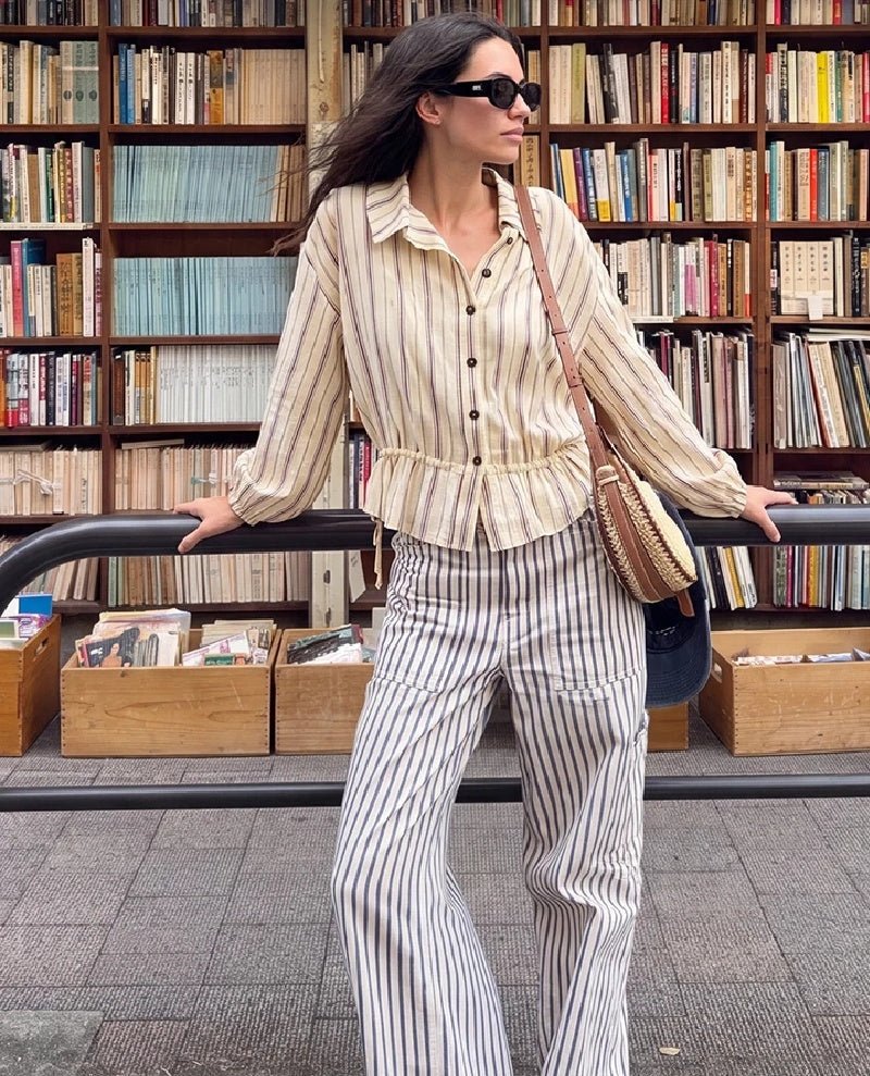 Gina proužkovaná bunda s límečkem do stojáčku