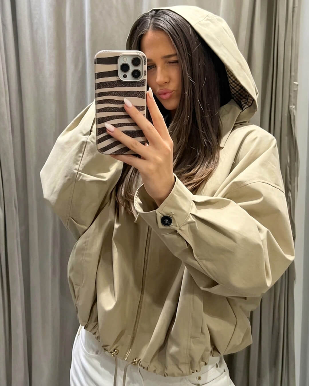 Julia kapucínová bunda na zip