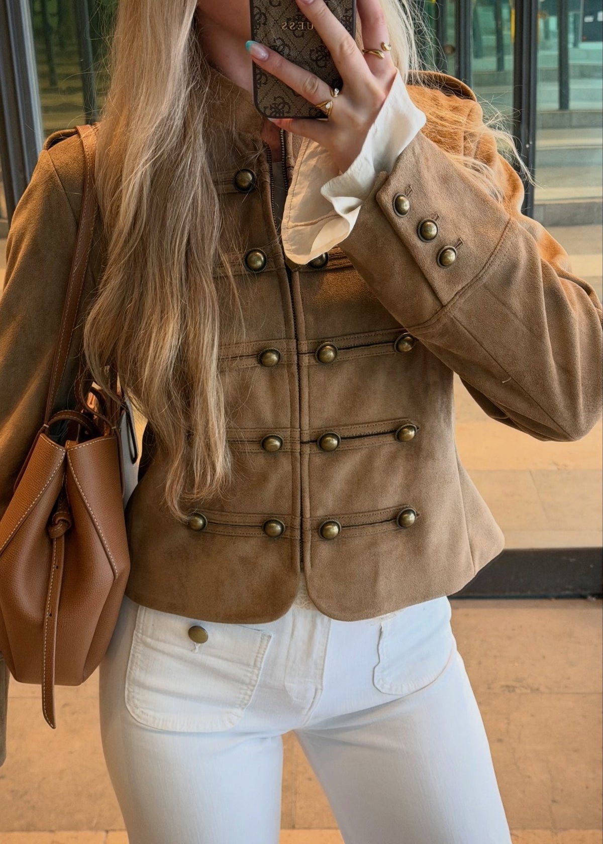Slim sako Kate z imitace semiše s námořnickým zapínáním