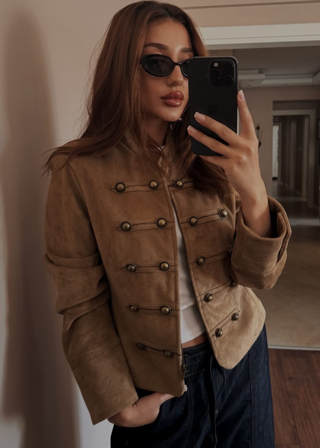Slim sako Kate z imitace semiše s námořnickým zapínáním