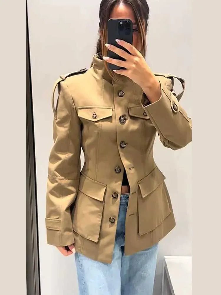 Rebecca střihaná bunda se stojacím límcem