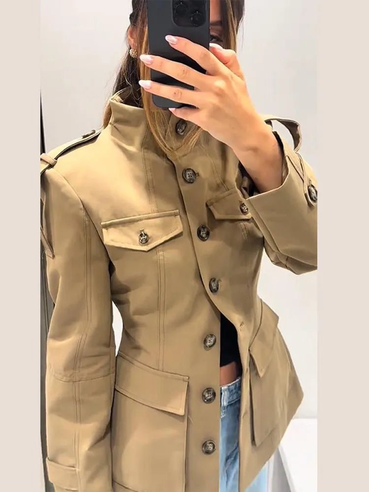 Rebecca střihaná bunda se stojacím límcem