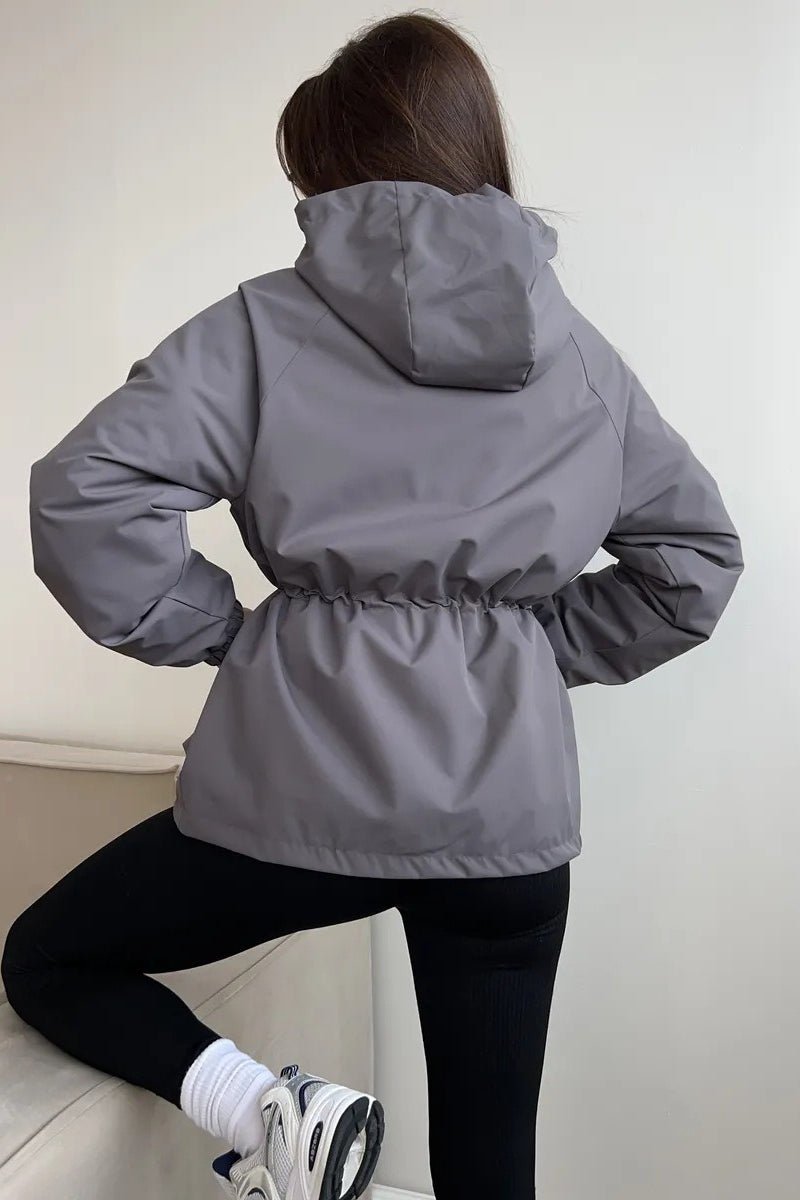 Adelia nepromokavá bunda s kapucí