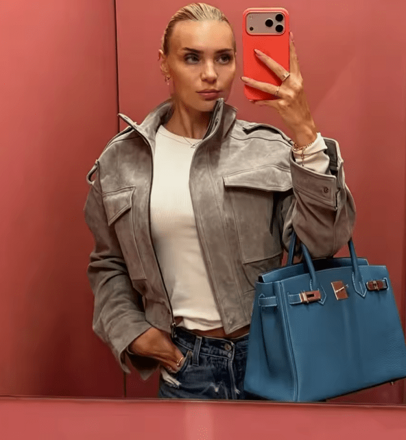 Evelyn bunda z umělého semiše, zkrácená