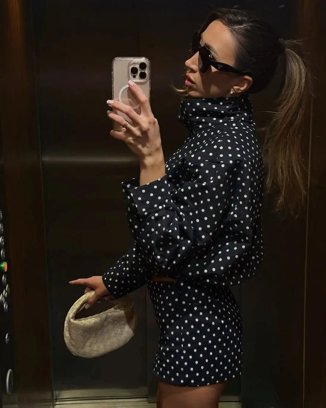 Hermine bunda s puntíky