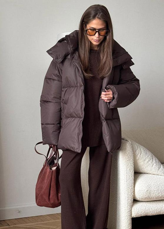 Leila Oversized bunda s odnímatelnou kapucí, prošívaná