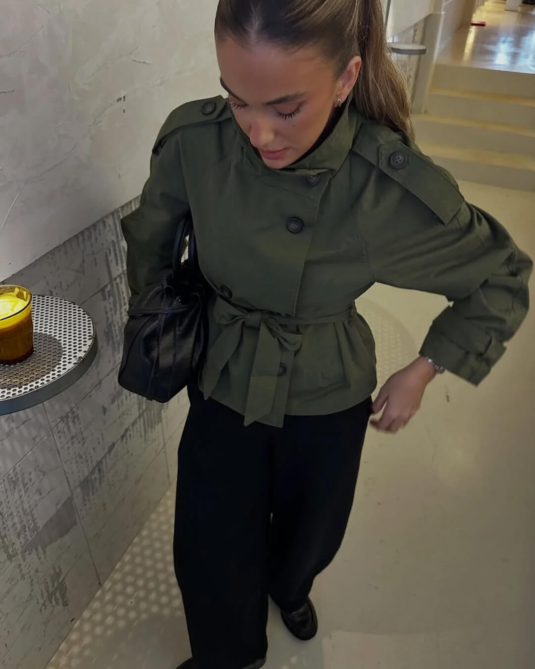 Thea krátký trenčkot s páskem