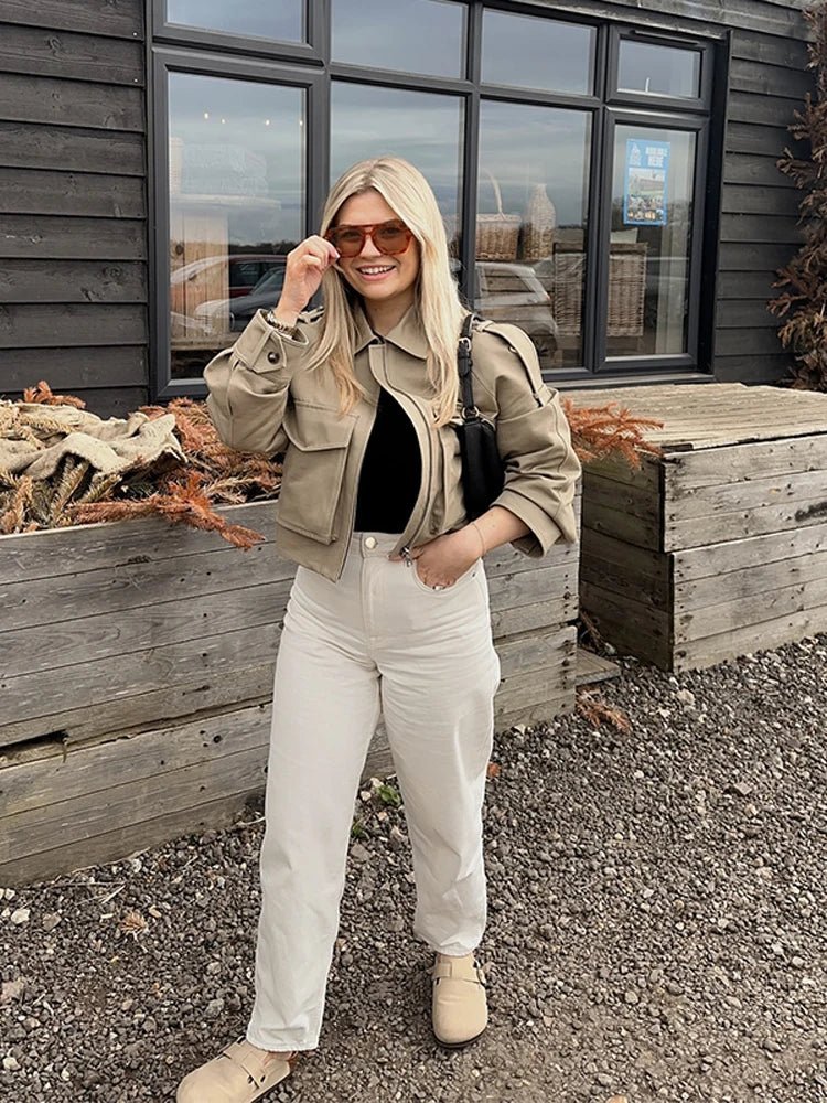 Valeria krátká bunda s kapsami