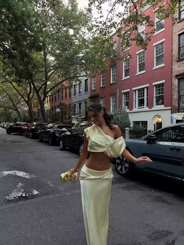 Arlette saténový plisovaný crop top a sukně - set