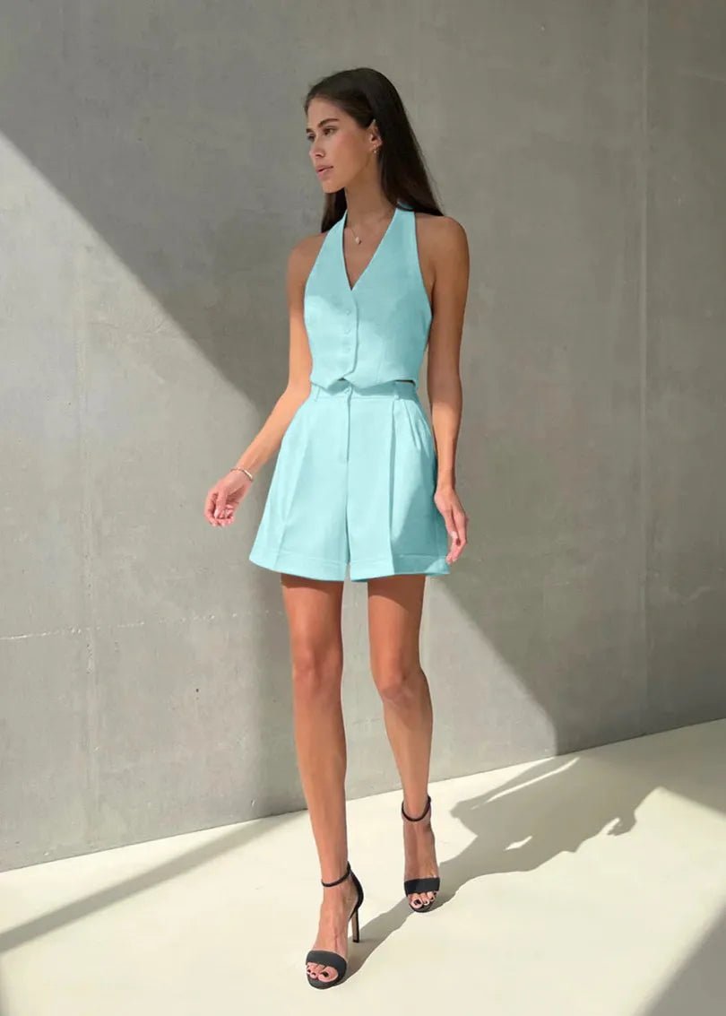 Bianca upravený halterový vesta a šortkový set