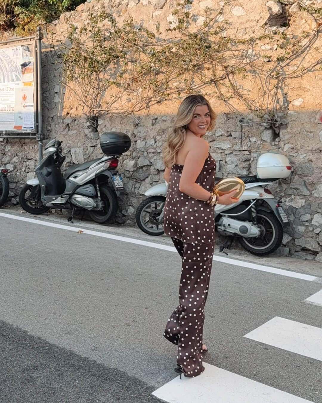 Claudine saténový bandeau kalhotový kostým