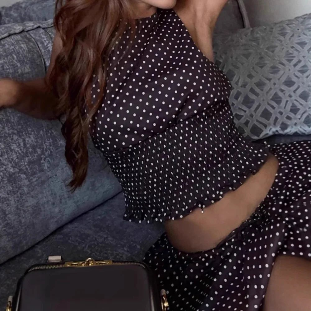 Diandra souprava halterkový top s puntíky a sukně