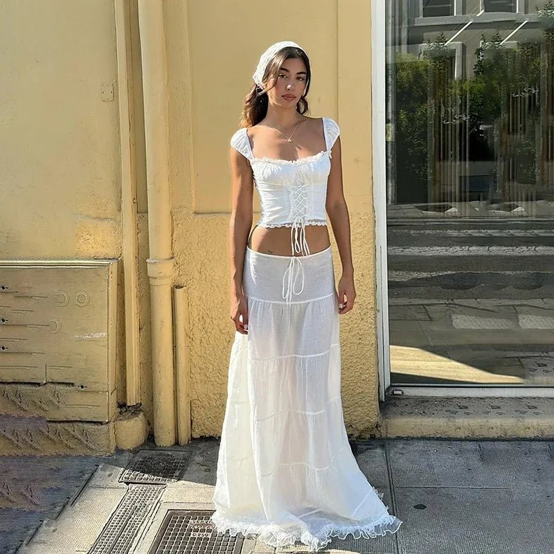 Dvoudílný set Sophia z krajky s odhalenými rameny