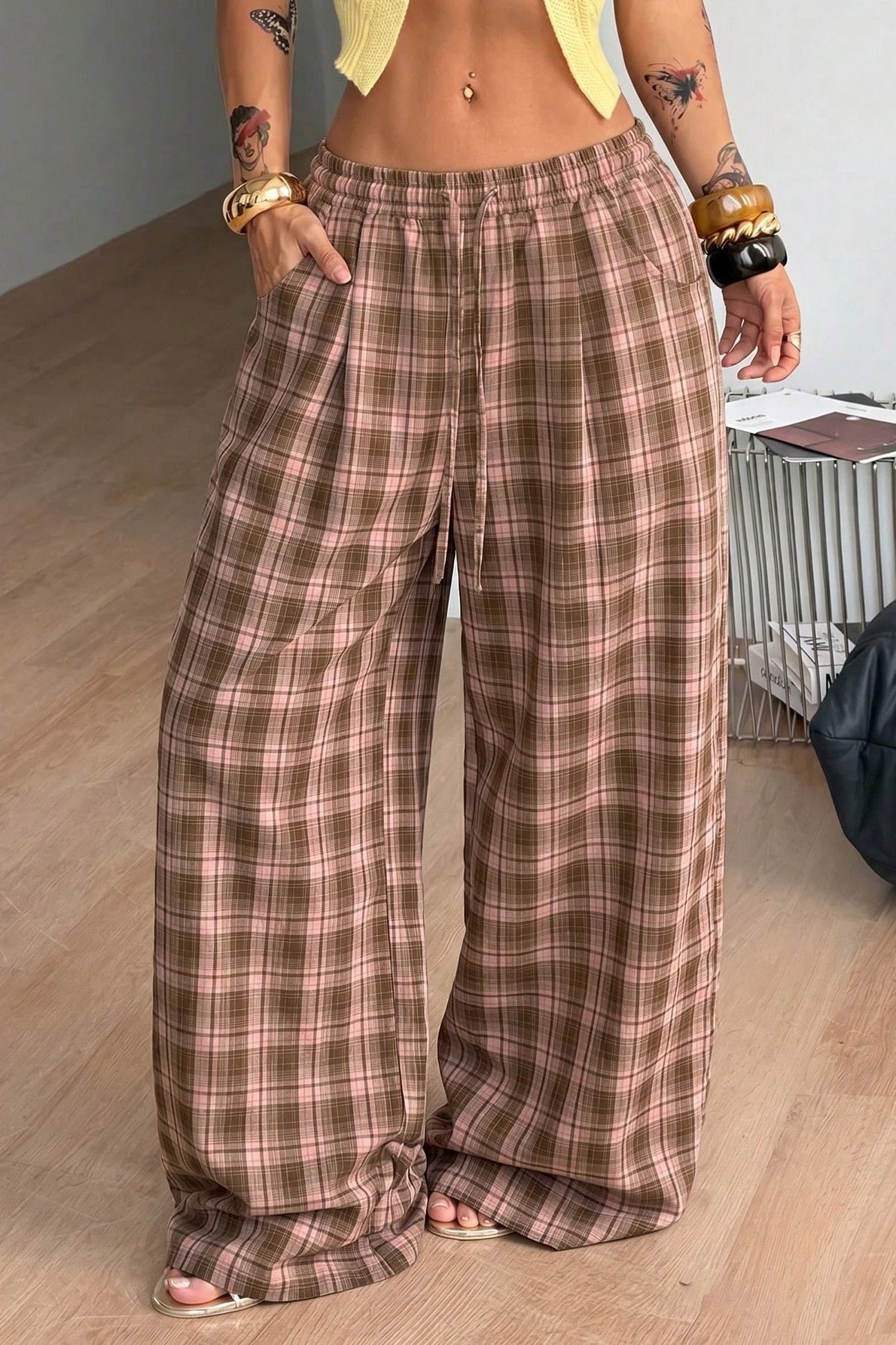 Kostkované široké kalhoty Lola se stahováním