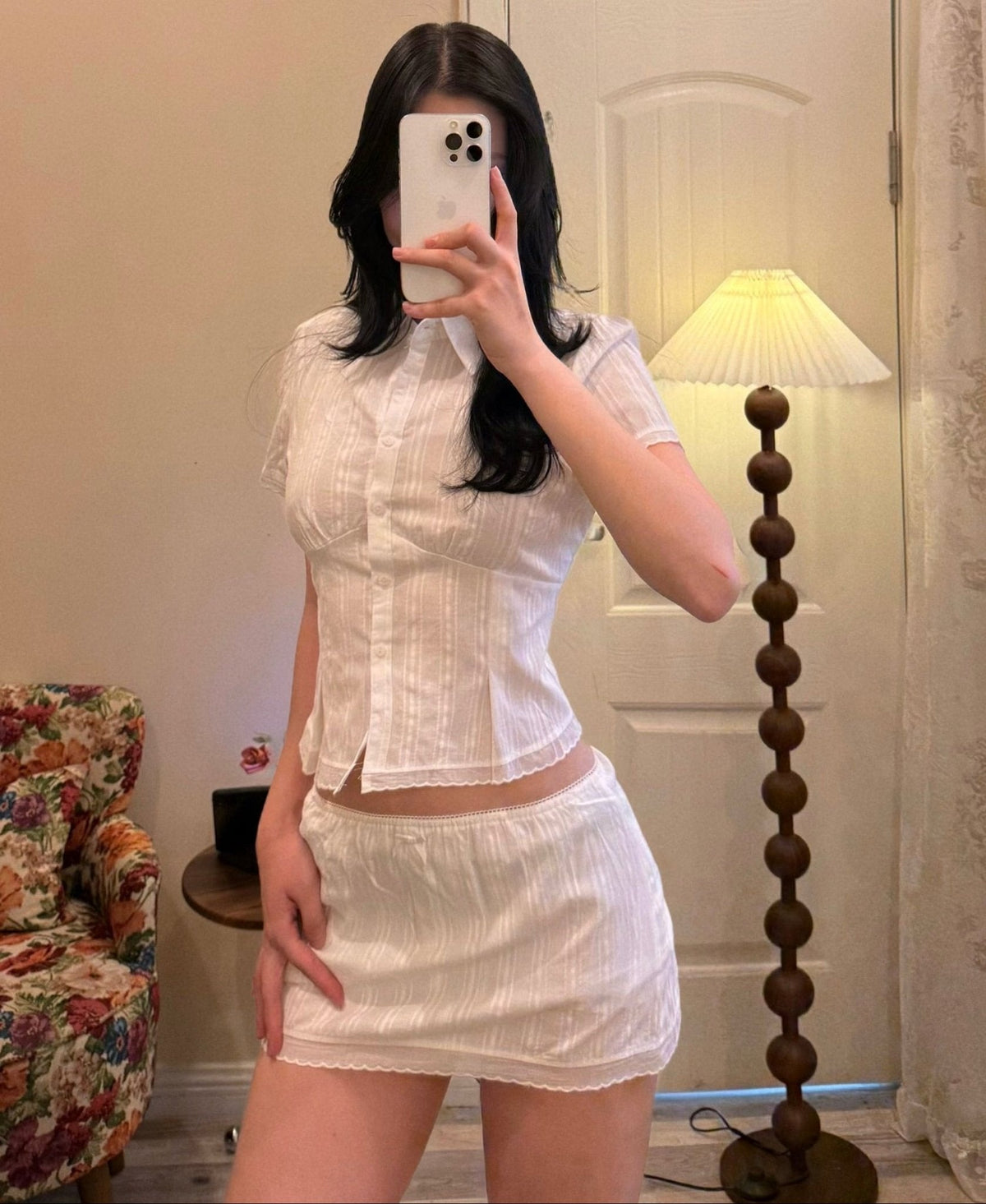 Souprava Brianna: zkrácený přiléhavý skort