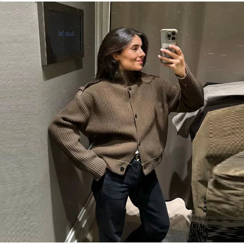 Kylie pletený kardigan s vysokým límcem