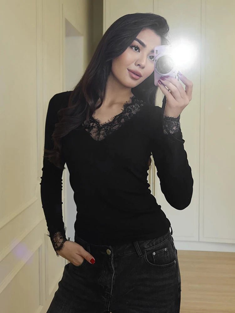 Miriam krajkový ležérní top s výstřihem do V