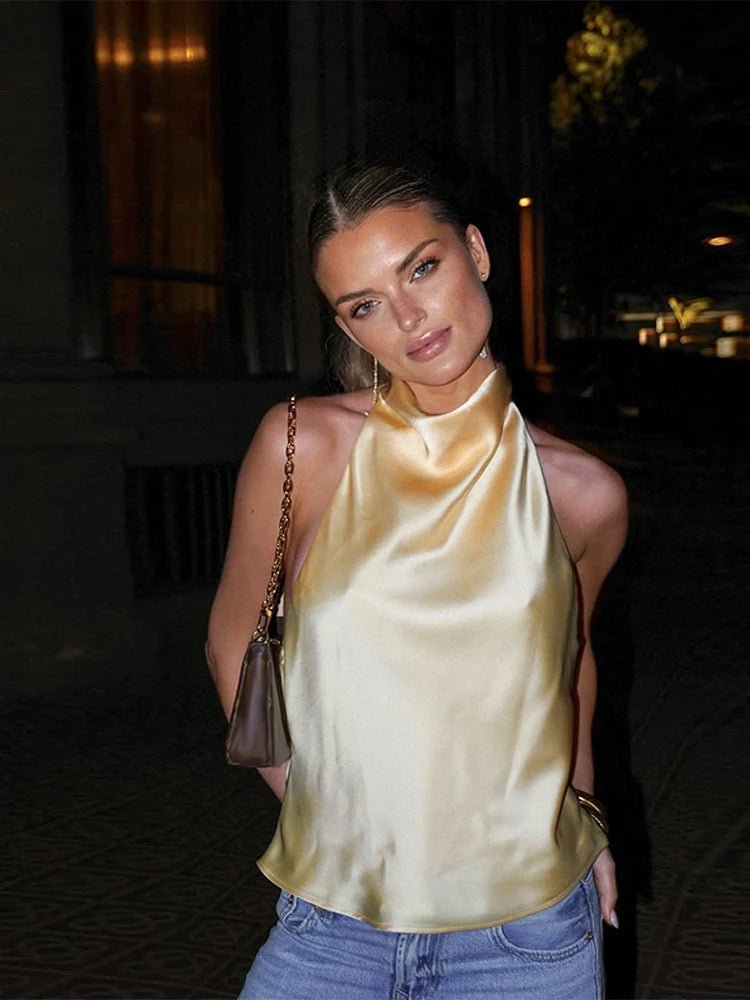 Anastasia Halter Zádově otevřený saténový top