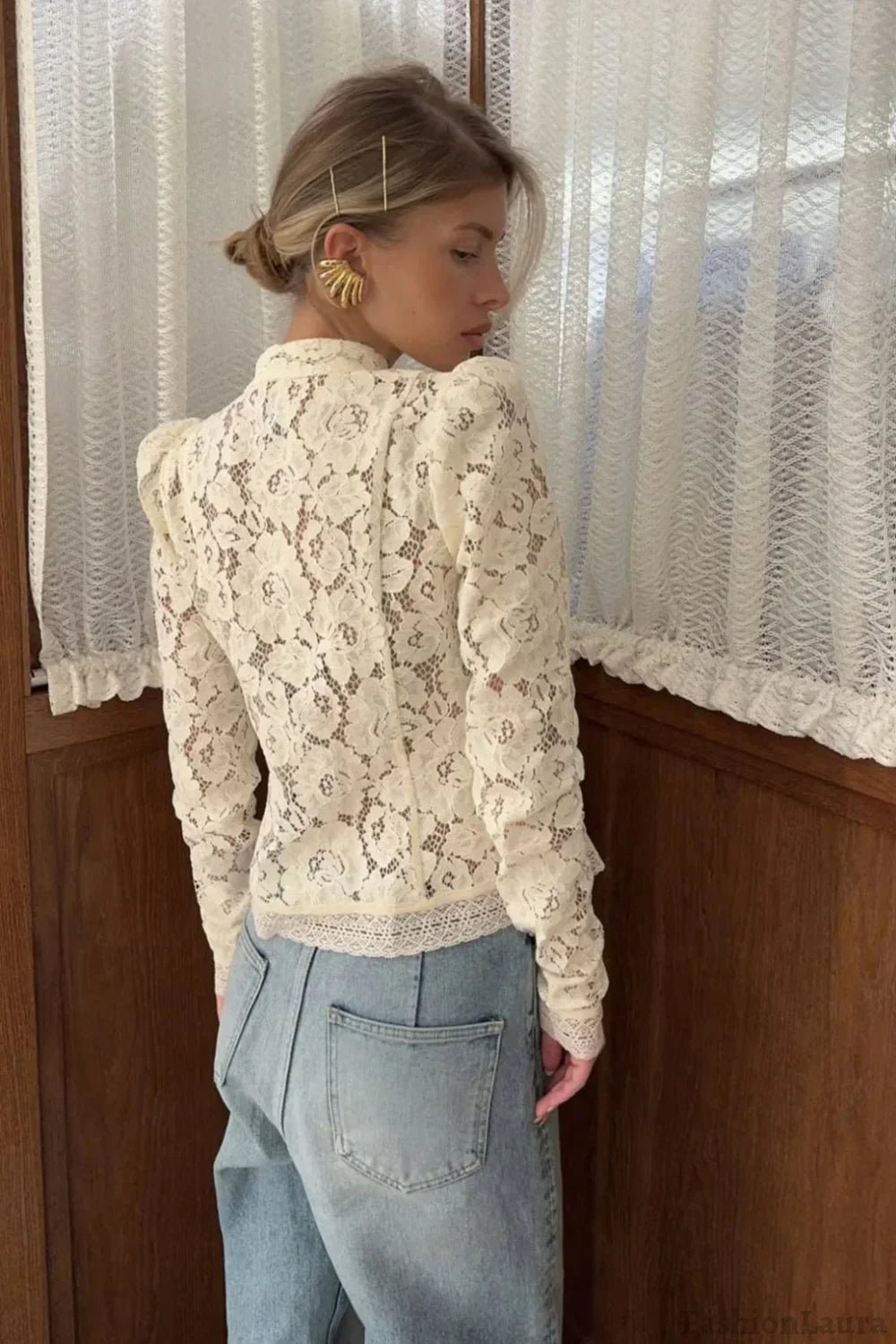 Claire elegantní krajková halenka
