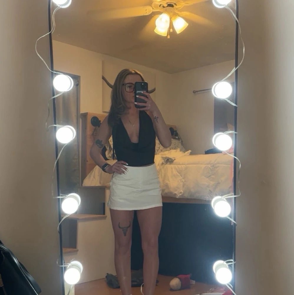 Jeriza halter top s hlubokým výstřihem