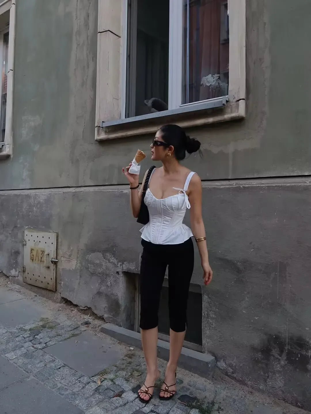 Karley korzetový top s volánkovým lemem