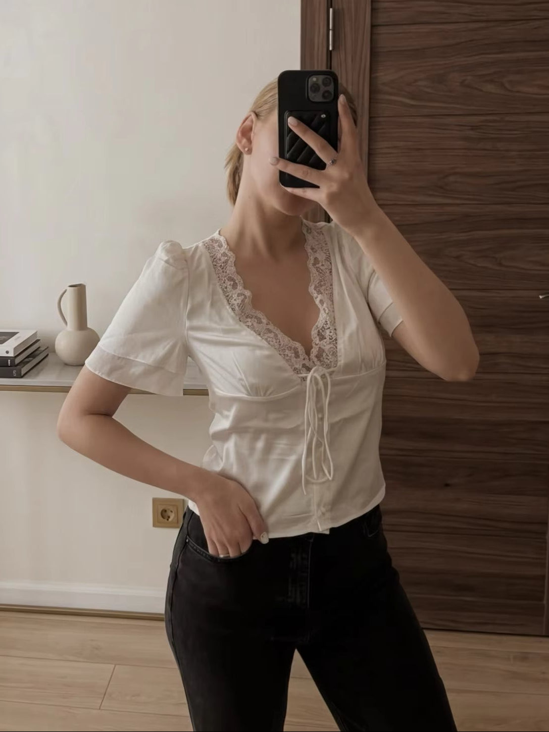 Nathalie saténová krajková halenka